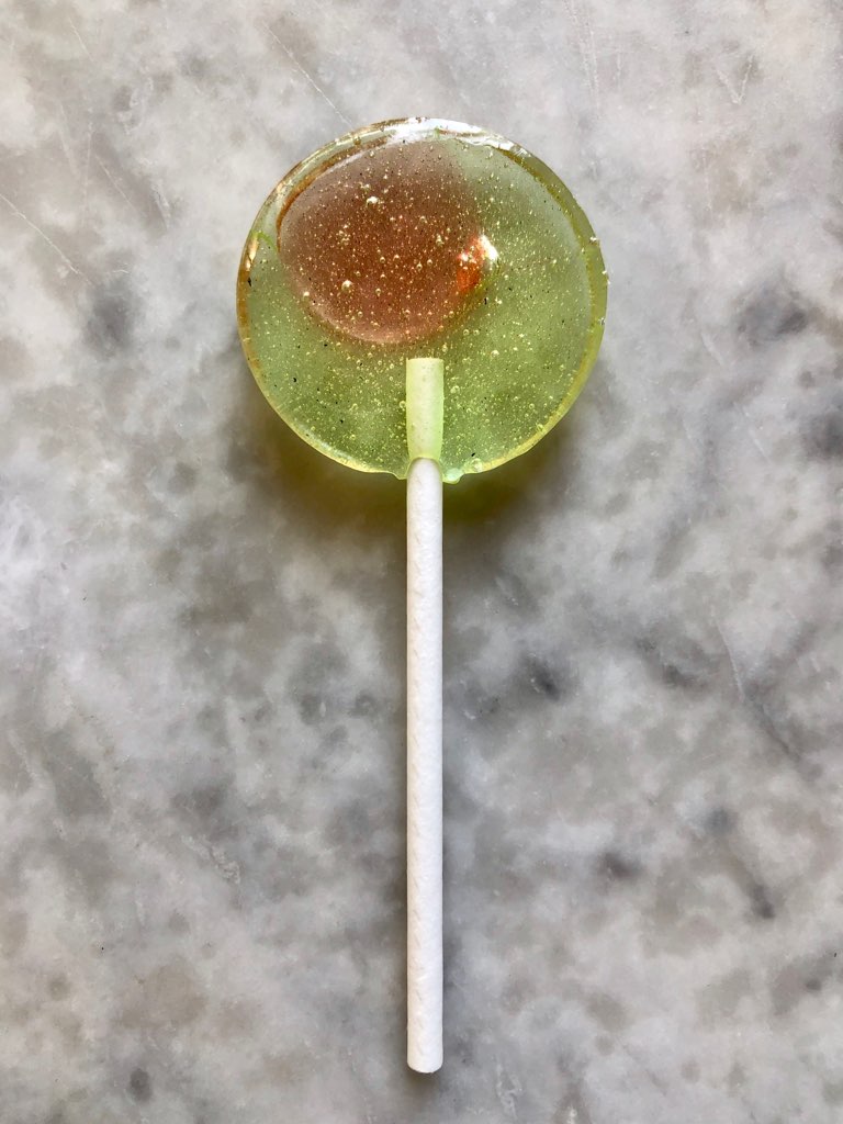 Apple & Cinnamon Lollipop